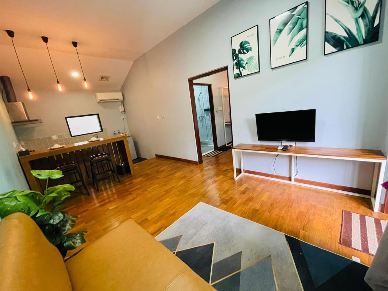 Wh Hotel & Service Apartment Thanlyin Exteriér fotografie